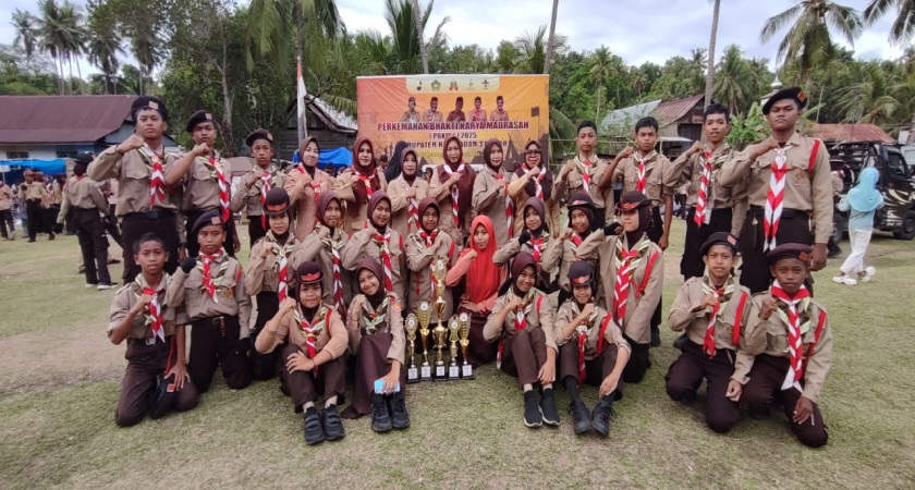 MTsN Kepulauan Selayar Raih Juara Umum pada Perkemahan Bhakti Karya Madrasah (PBKM) 2025 di Bontokorong